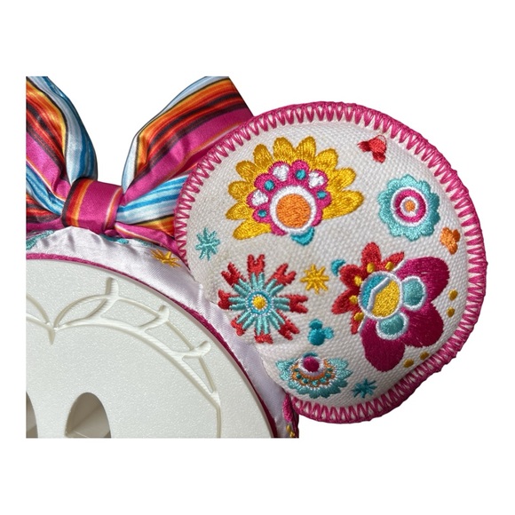 Disney Epcot World Showcase Mexico Embroided Minnie Ears Headband NWOT
